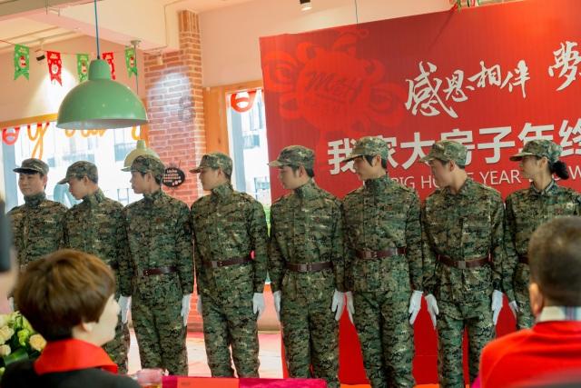 鲜奶运输车找不同