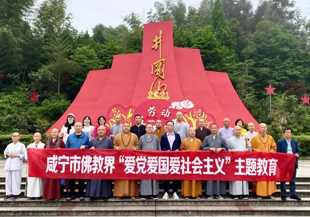 肉吃多会口臭？勤刷牙漱口为啥还口臭？这5个口臭问题一次解决