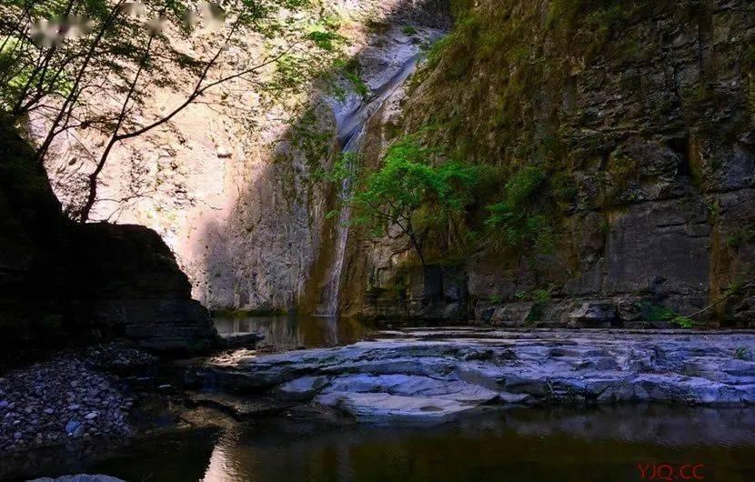 攀登高峰