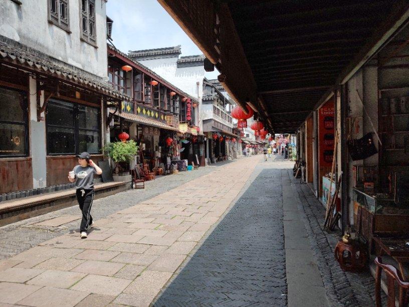 和上司意见不一致时，你一般会如何解决？游戏画面