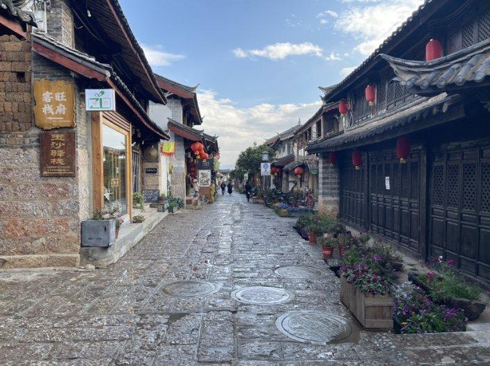 安乡县政情通报暨县处级离退休干部春节团拜会召开